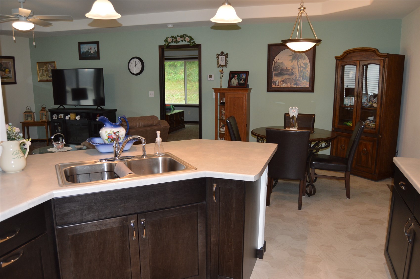 4322 Banar Avenue SW Cedar Rapids IA 52404