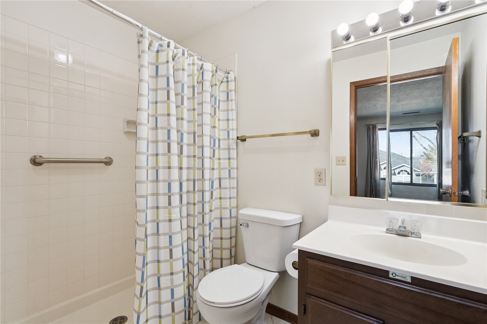 4526 Maureen Drive SE Cedar Rapids IA 52403