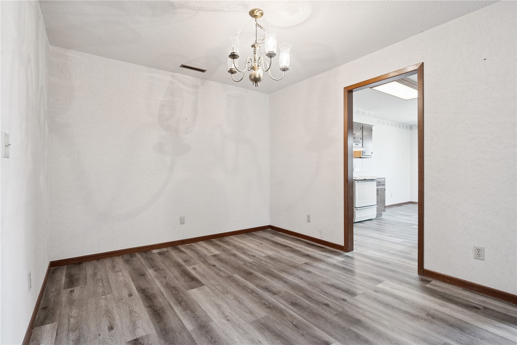 4526 Maureen Drive SE Cedar Rapids IA 52403