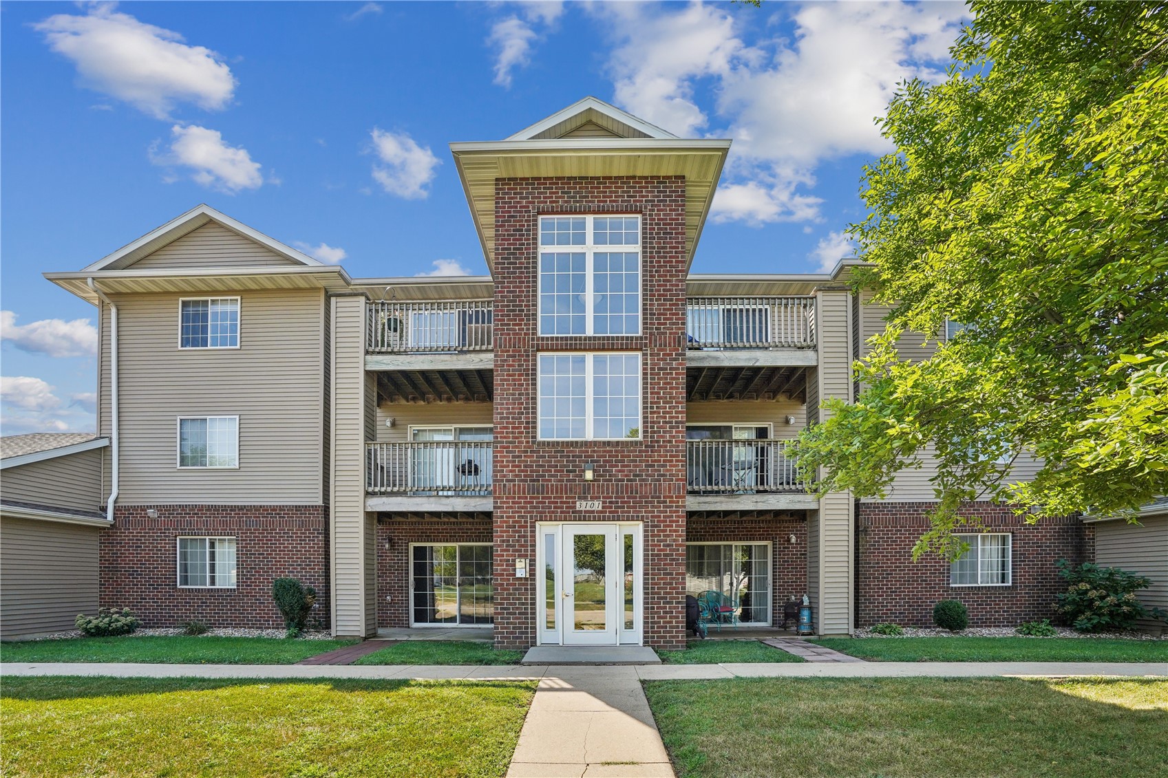 3101 Samuel Court SW Cedar Rapids IA 52404