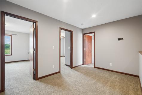 6323 Muirfield Drive SW Cedar Rapids IA 52404