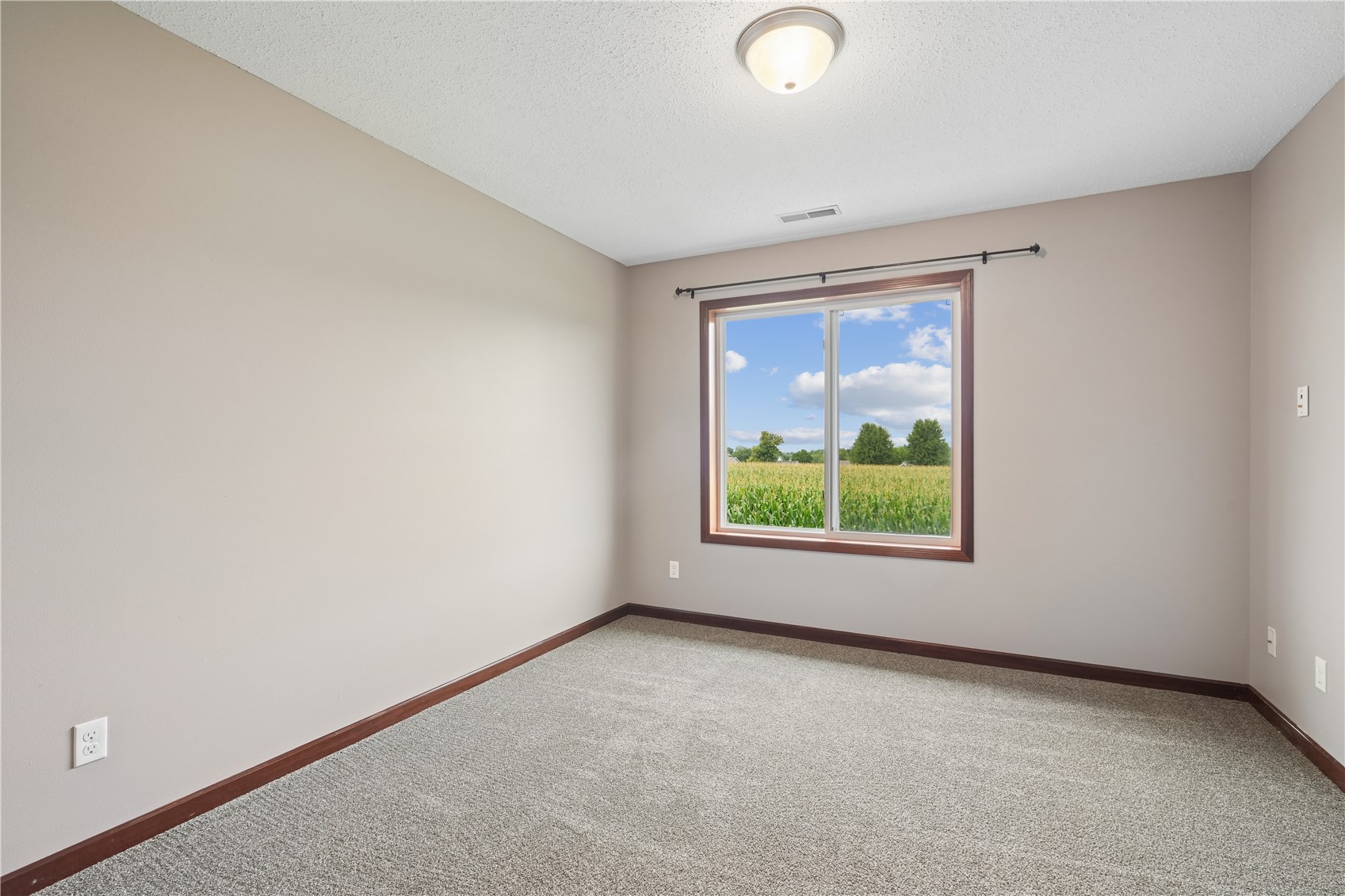 6323 Muirfield Drive SW Cedar Rapids IA 52404
