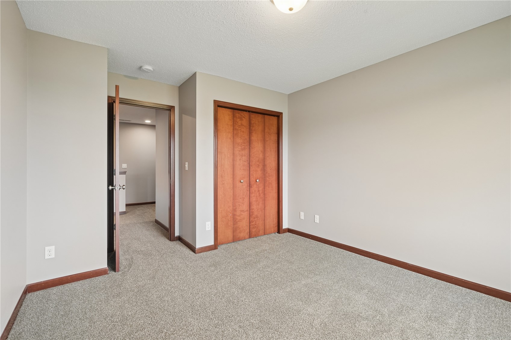 6323 Muirfield Drive SW Cedar Rapids IA 52404