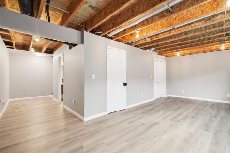 6323 Muirfield Drive SW Cedar Rapids IA 52404