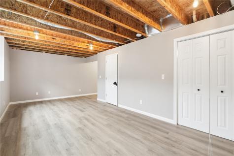 6323 Muirfield Drive SW Cedar Rapids IA 52404