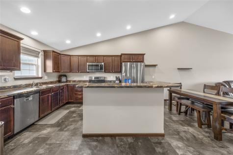 3098 Sherwood Drive Marion IA 52302