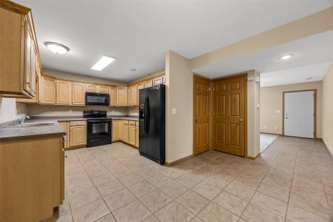 110 Therese Avenue Anamosa IA 52205