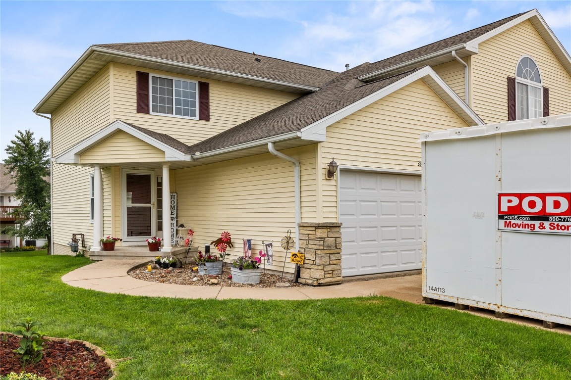 3548 Stoneview Circle Cedar Rapids IA 52404