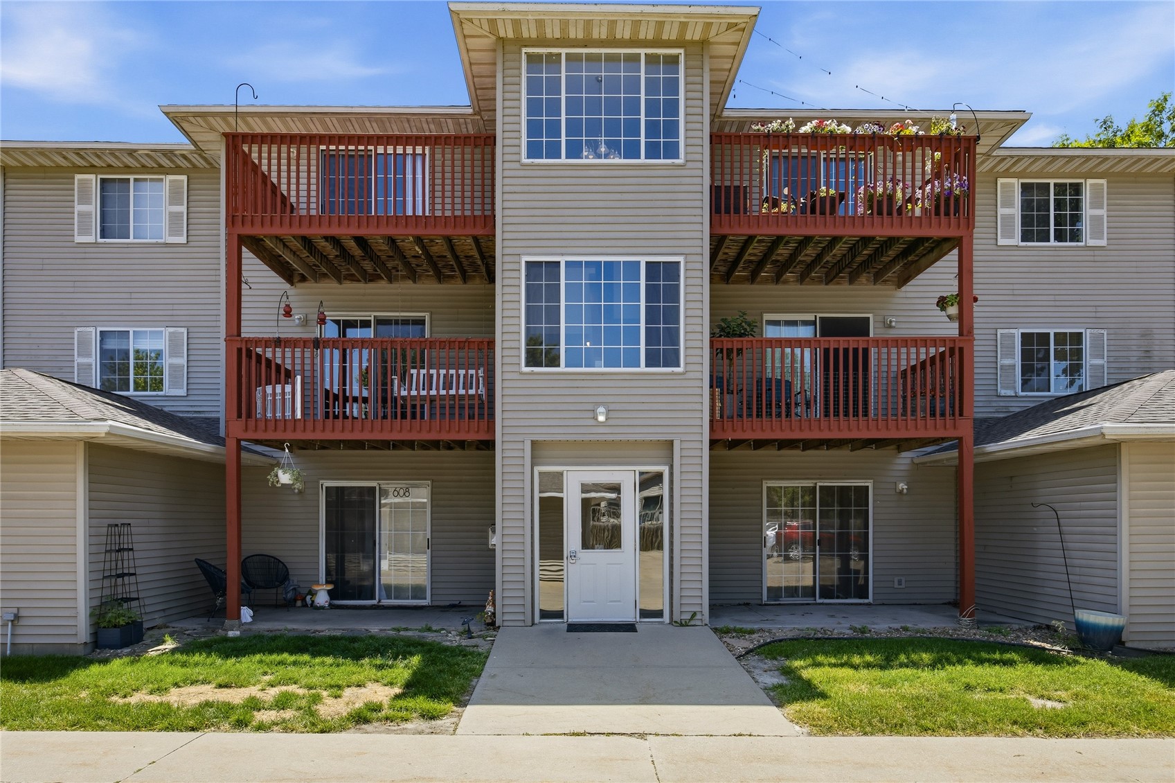 624 Kimberlite Street Tiffin IA 52340