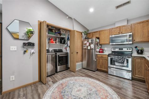 624 Kimberlite Street Tiffin IA 52340
