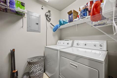 1221 A'hearn Drive NE Cedar Rapids IA 52402