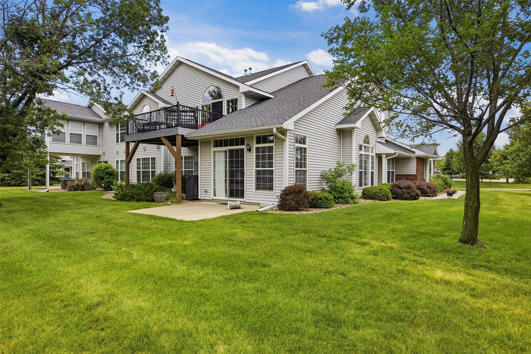 1221 A'hearn Drive NE Cedar Rapids IA 52402