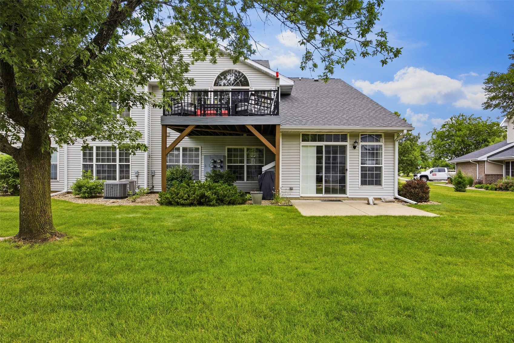 1221 A'hearn Drive NE Cedar Rapids IA 52402
