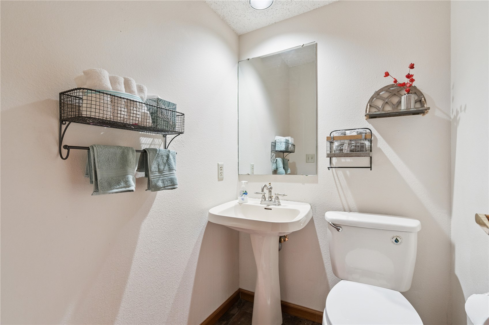 2060 Holiday Road Coralville IA 52241