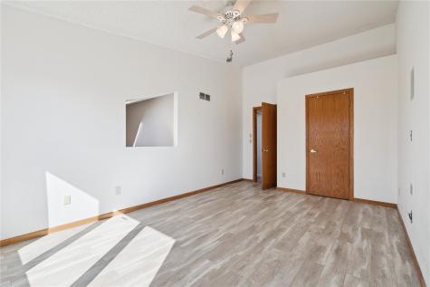 2060 Holiday Road Coralville IA 52241