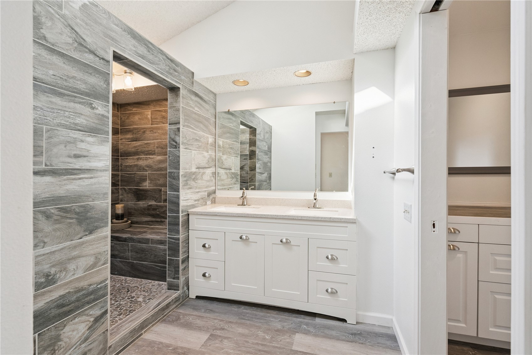 2060 Holiday Road Coralville IA 52241