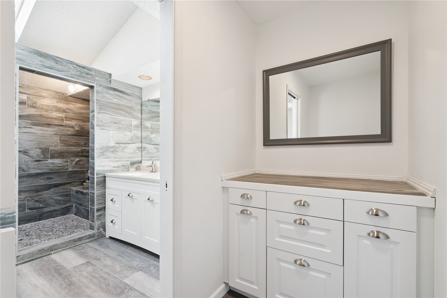 2060 Holiday Road Coralville IA 52241