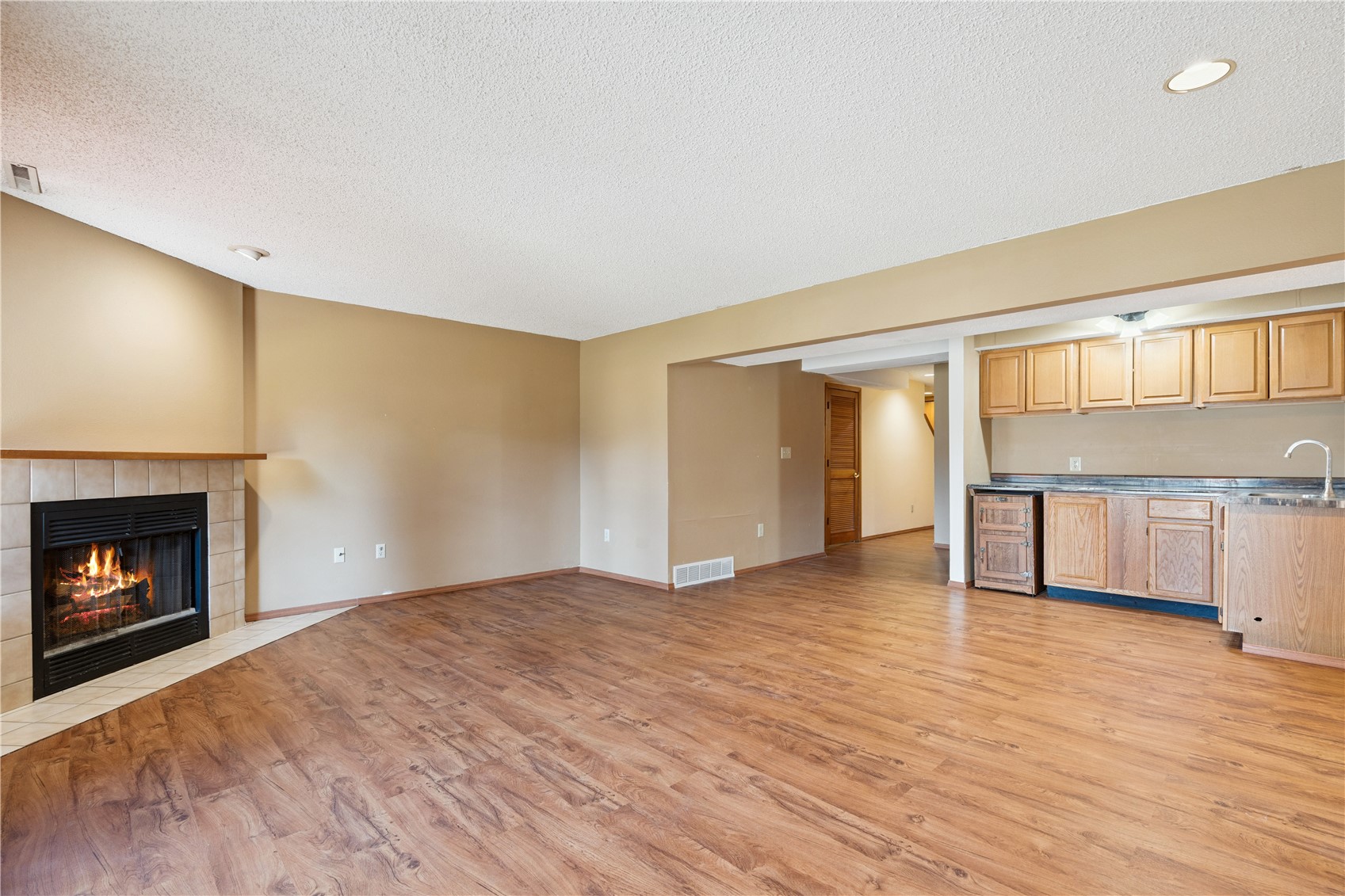 2060 Holiday Road Coralville IA 52241