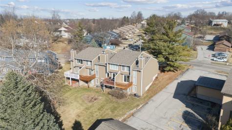 2060 Holiday Road Coralville IA 52241