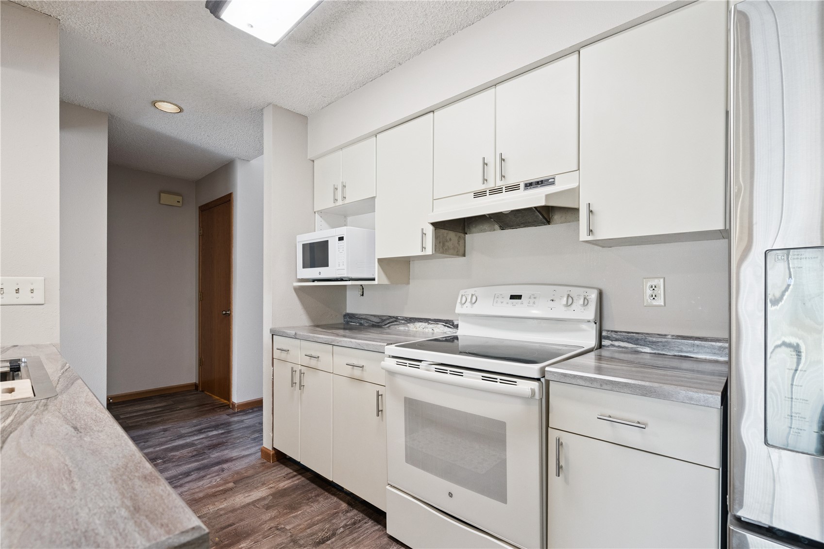 2060 Holiday Road Coralville IA 52241