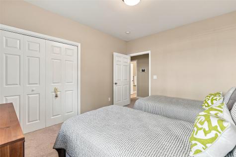 2248 Jessica Lane Coralville IA 52241