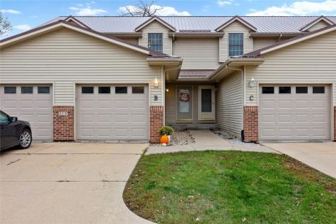 215 Shelley Lane NW Cedar Rapids IA 52405