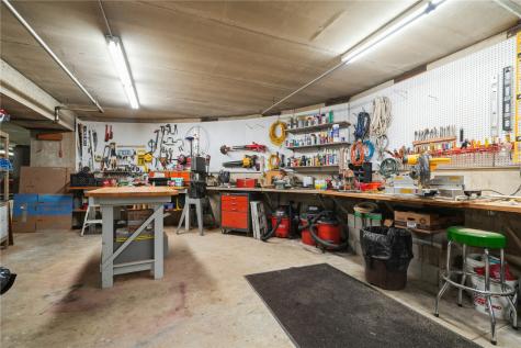 1701 130th Street Anamosa IA 52205