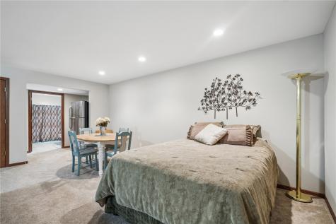 506 Meadow Oak Circle Fairfax IA 52228
