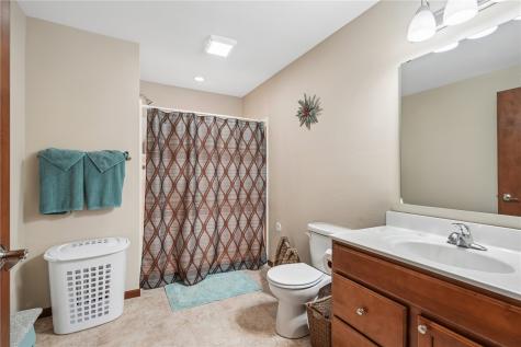 506 Meadow Oak Circle Fairfax IA 52228