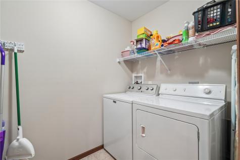 506 Meadow Oak Circle Fairfax IA 52228