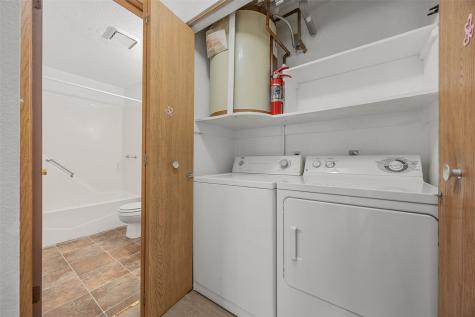 814 Benton Drive Iowa City IA 52246