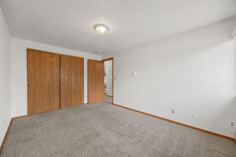 814 Benton Drive Iowa City IA 52246
