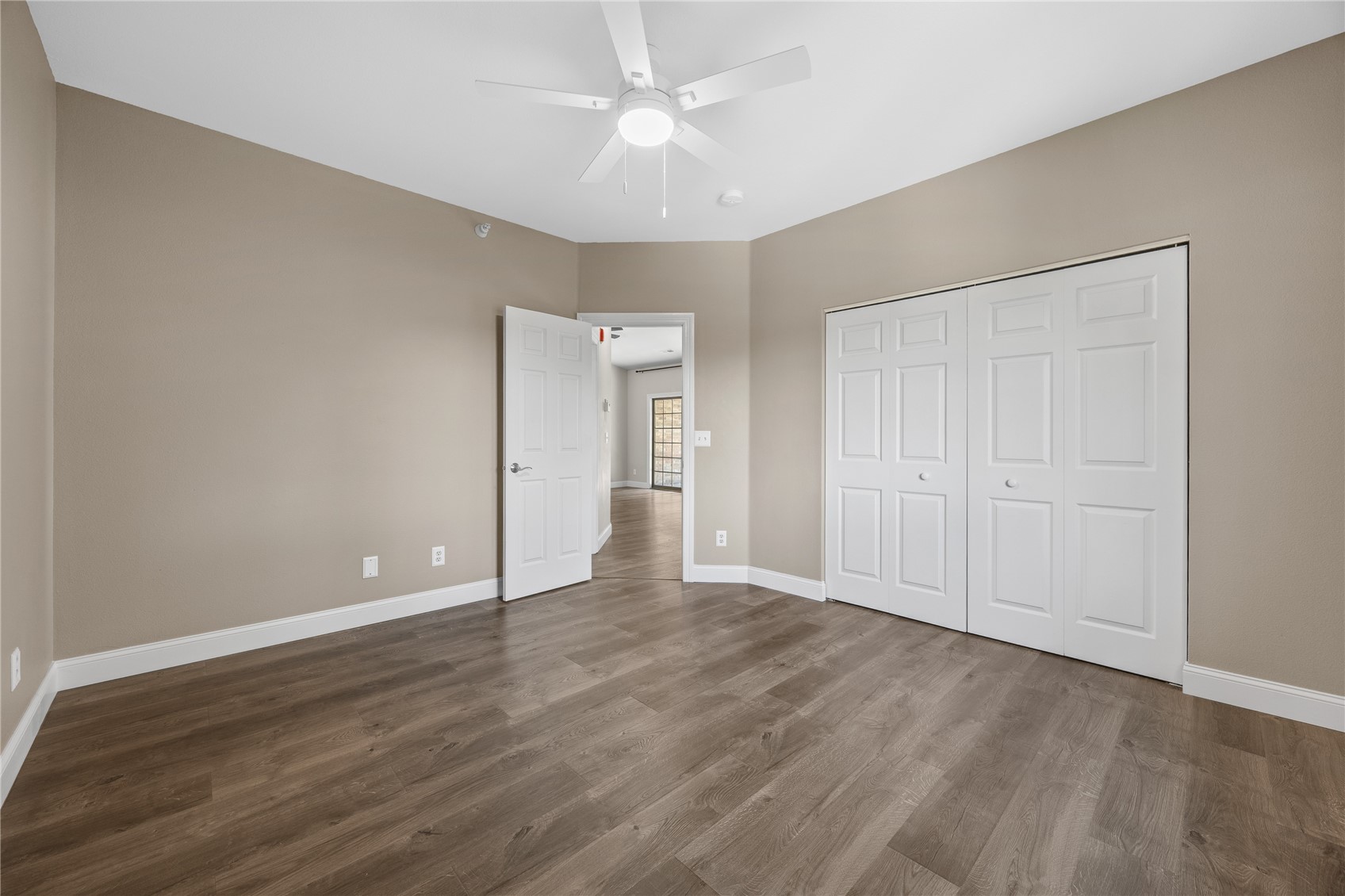 471 N 1st Avenue Iowa City IA 52245