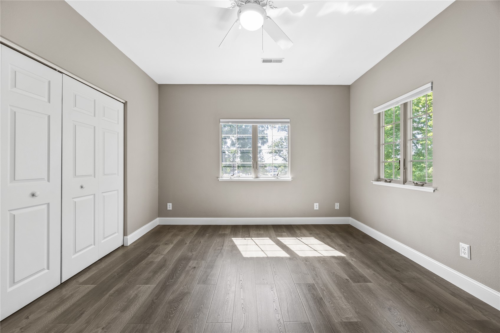 471 N 1st Avenue Iowa City IA 52245