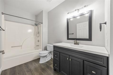 471 N 1st Avenue Iowa City IA 52245