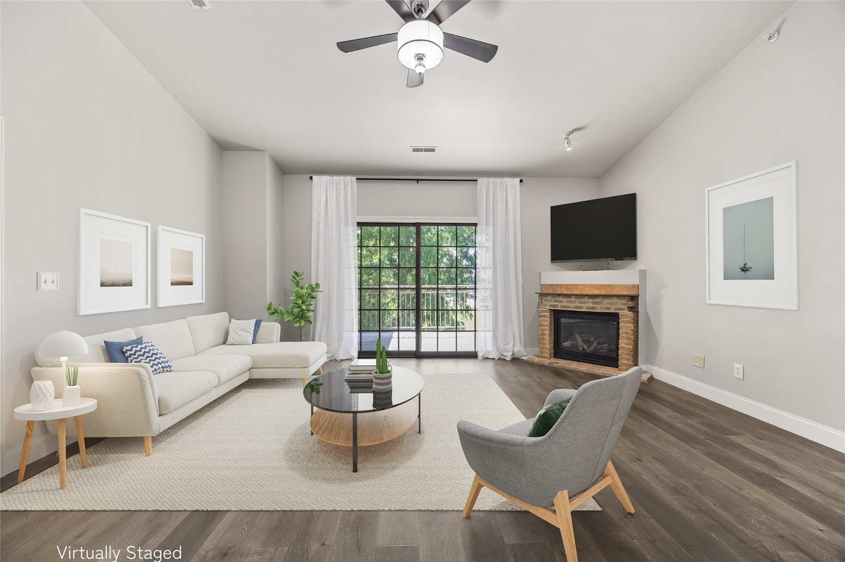 471 N 1st Avenue Iowa City IA 52245
