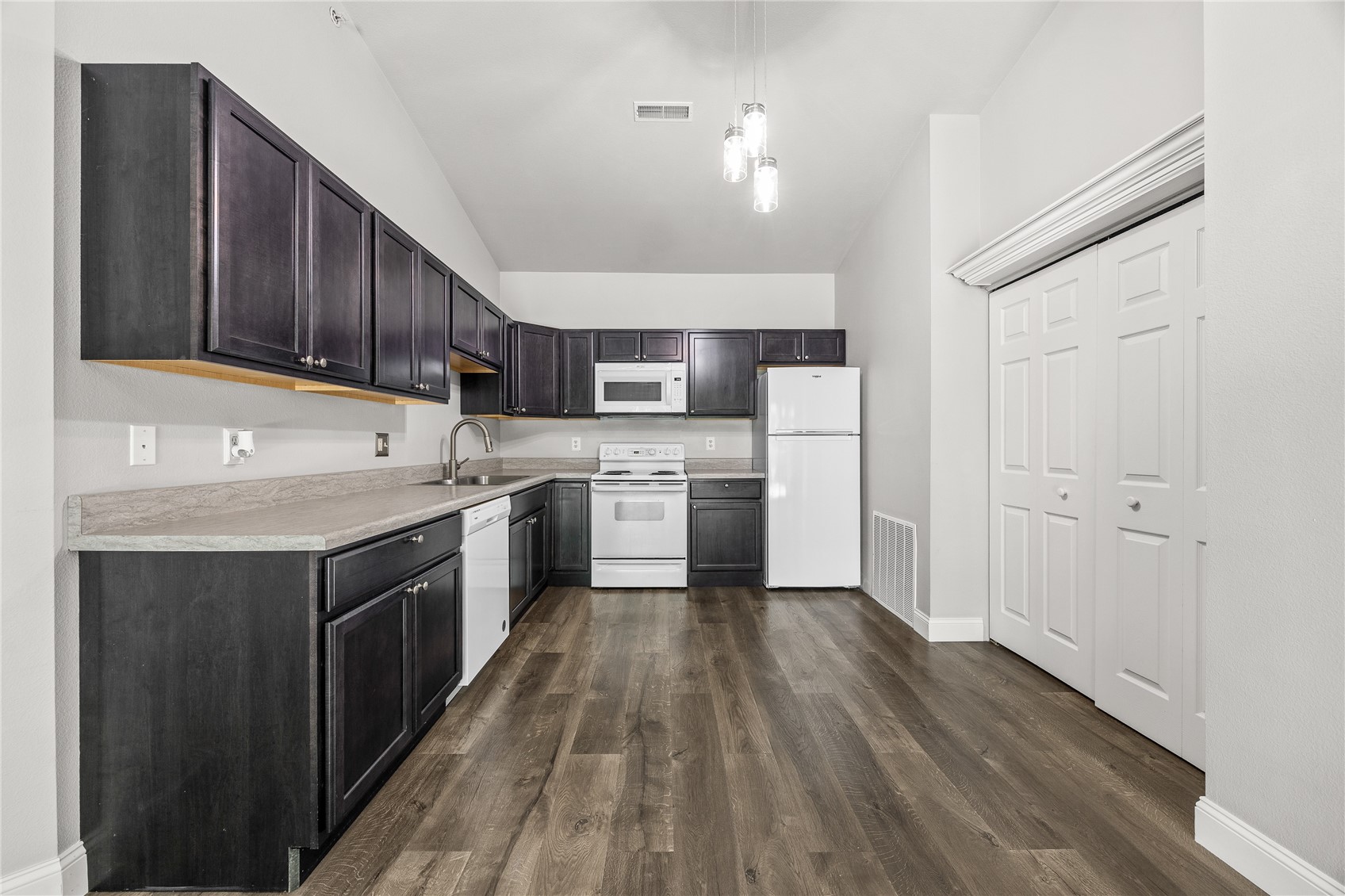 471 N 1st Avenue Iowa City IA 52245