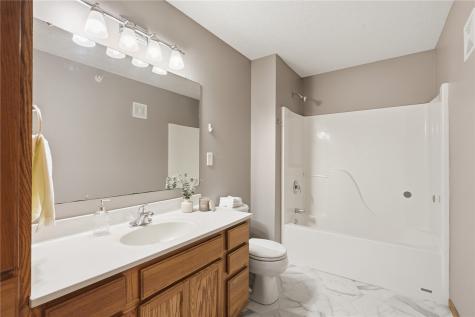 920 W Cherry North Liberty IA 52317