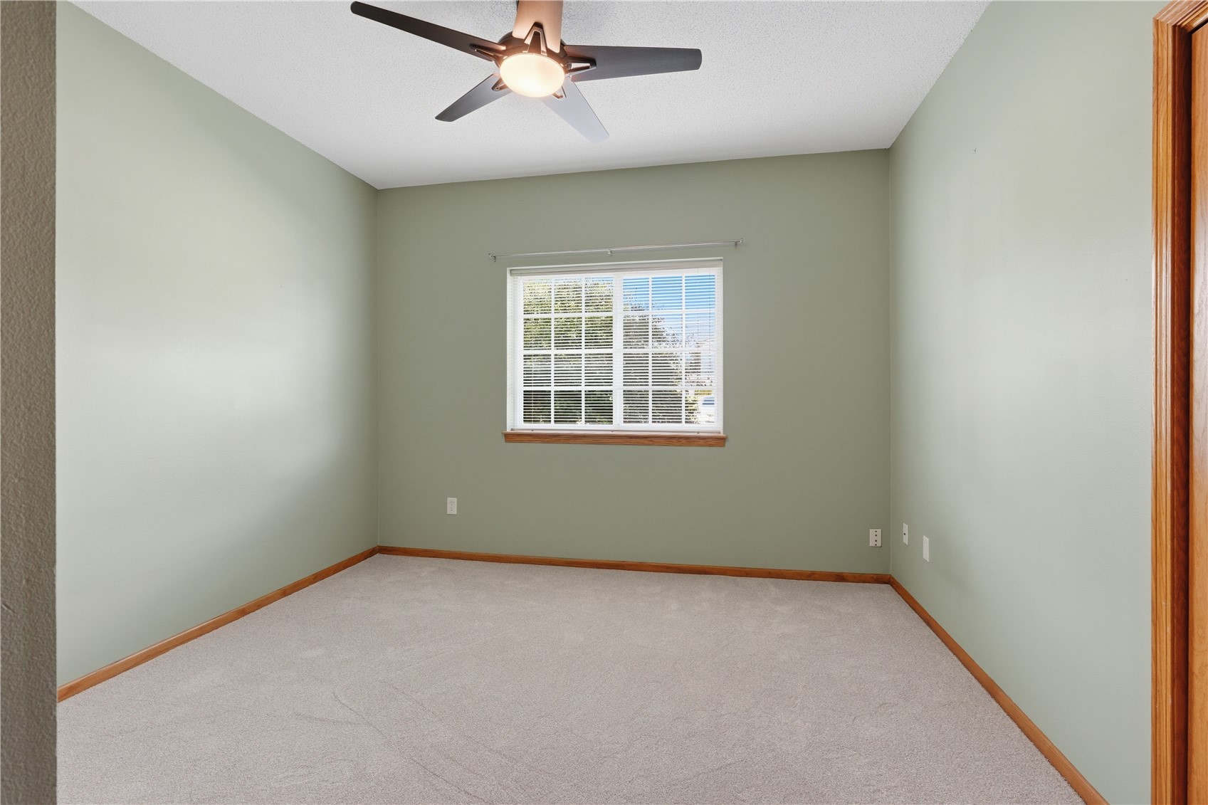 920 W Cherry North Liberty IA 52317