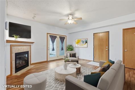 920 W Cherry North Liberty IA 52317
