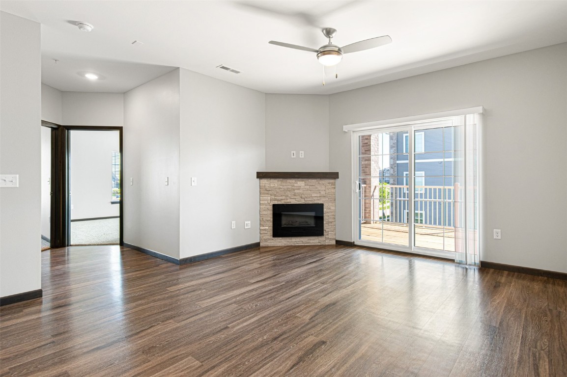 2877 Spring Rose Circle Coralville IA 52241