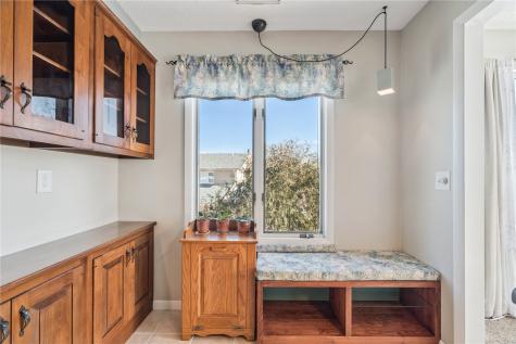1718 Applewood Place NE Cedar Rapids IA 52402
