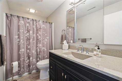 1718 Applewood Place NE Cedar Rapids IA 52402