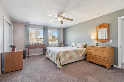 1718 Applewood Place NE Cedar Rapids IA 52402