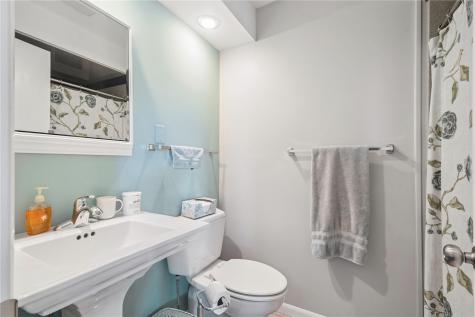 1718 Applewood Place NE Cedar Rapids IA 52402