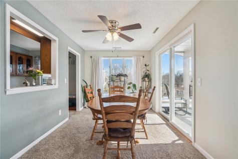 1718 Applewood Place NE Cedar Rapids IA 52402