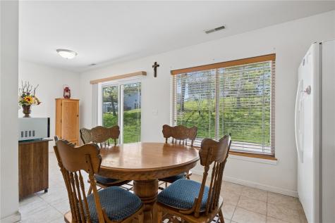 2748 O Avenue NW Cedar Rapids IA 52405