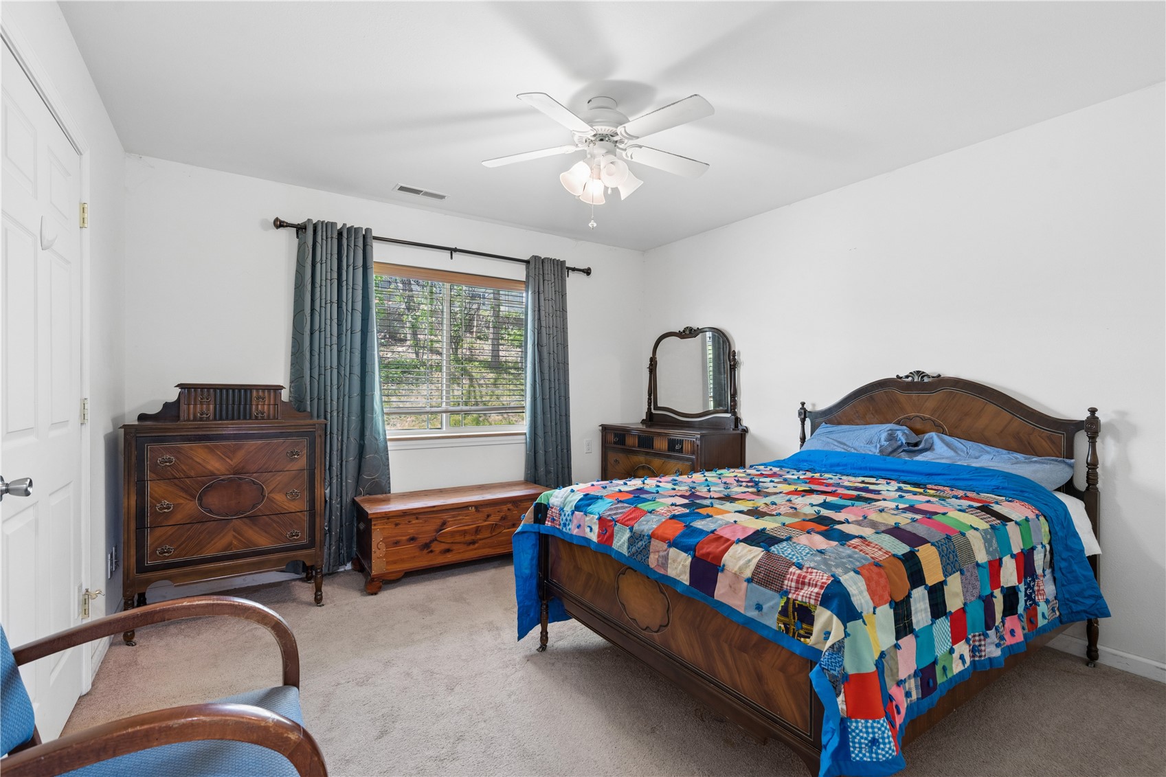 2748 O Avenue NW Cedar Rapids IA 52405