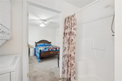 2748 O Avenue NW Cedar Rapids IA 52405