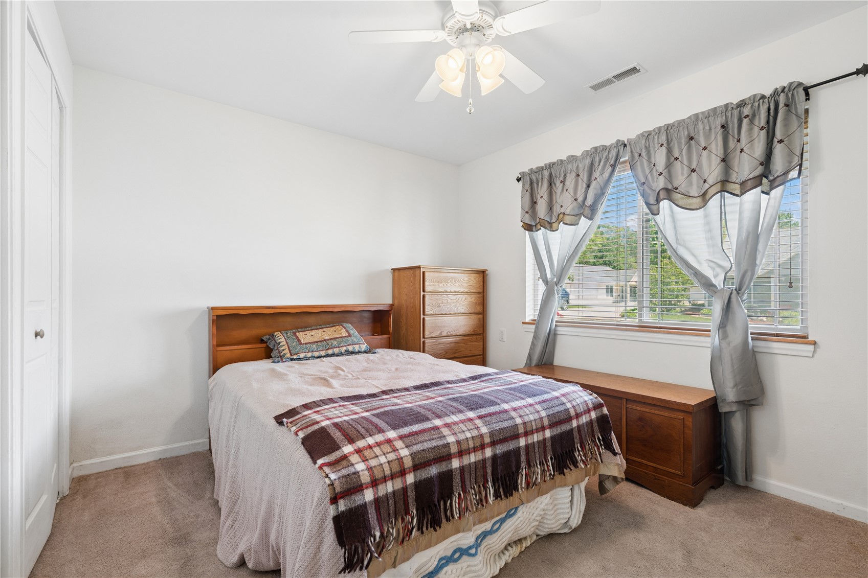 2748 O Avenue NW Cedar Rapids IA 52405
